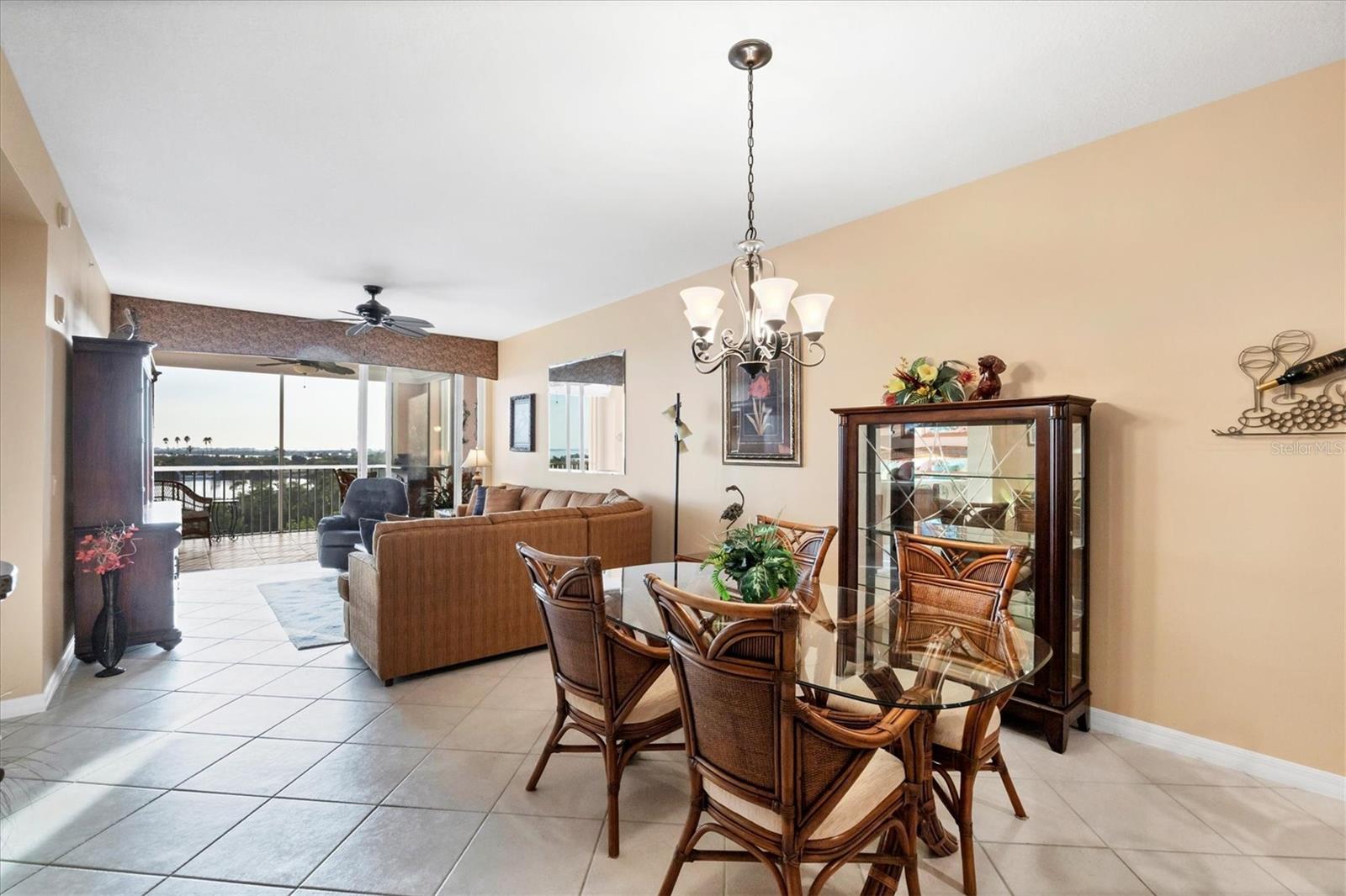Image 18 of 49 For 13113 Gasparilla Road 403
