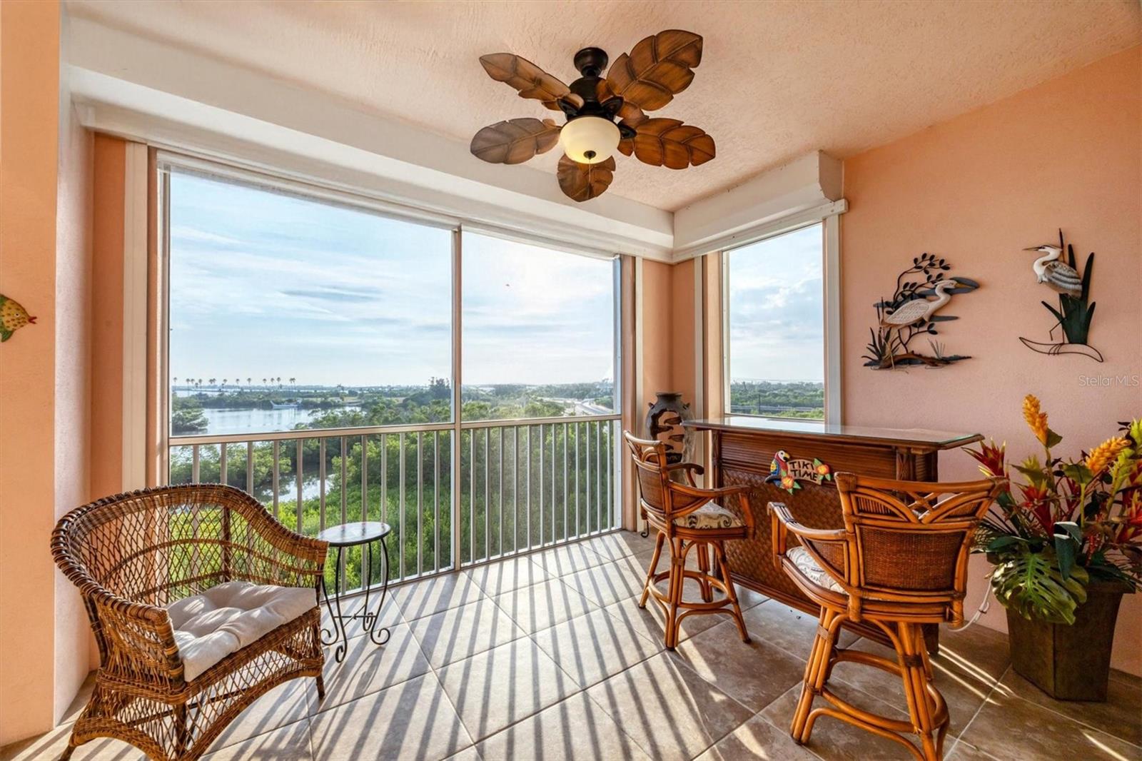 Image 30 of 49 For 13113 Gasparilla Road 403