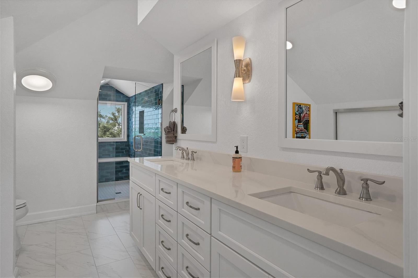 Image 26 of 47 For 19 Grouper Hole Drive