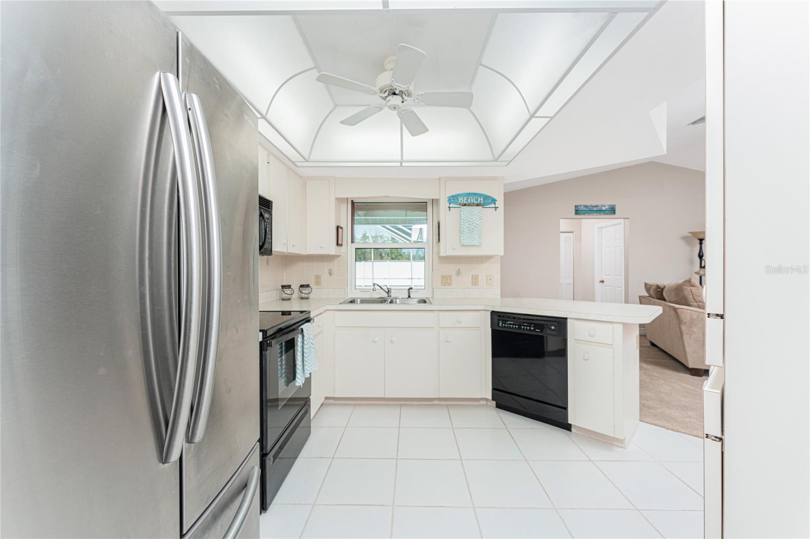 Image 11 of 62 For 1600 Thomas Street