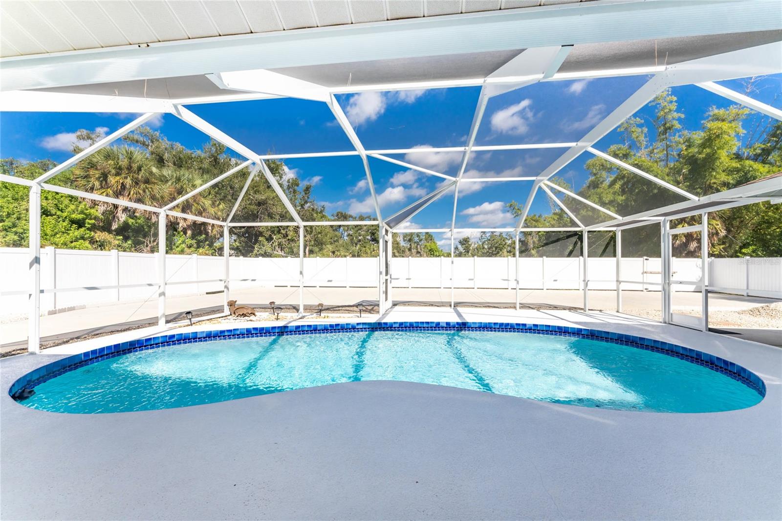 Image 33 of 62 For 1600 Thomas Street