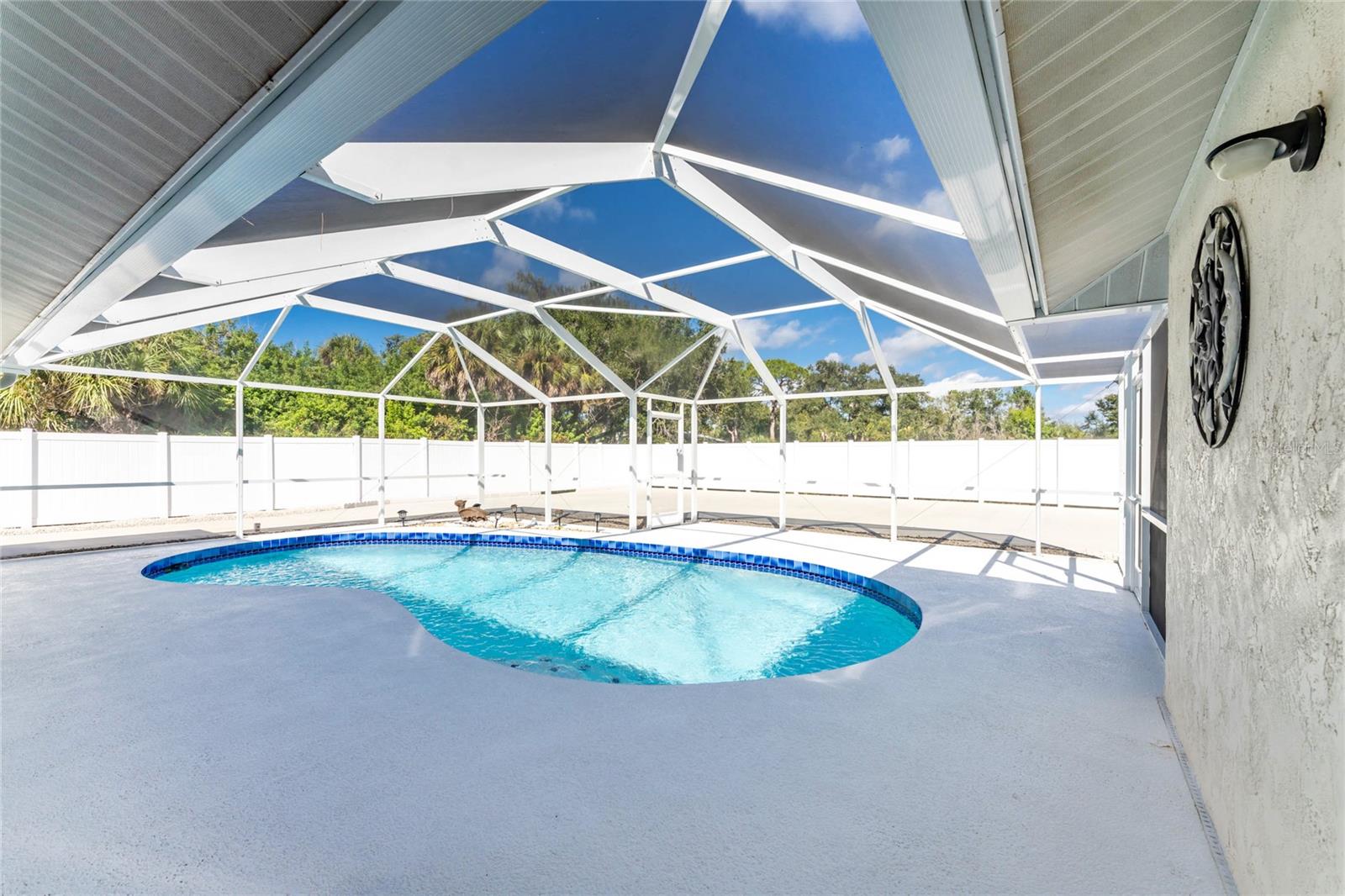 Image 34 of 62 For 1600 Thomas Street