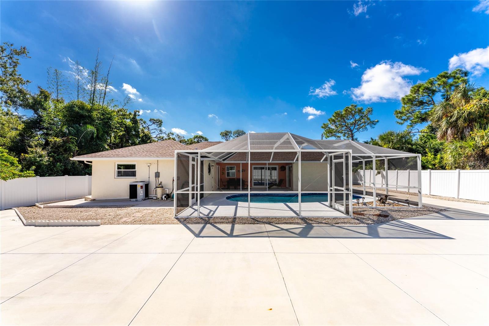 Image 41 of 62 For 1600 Thomas Street