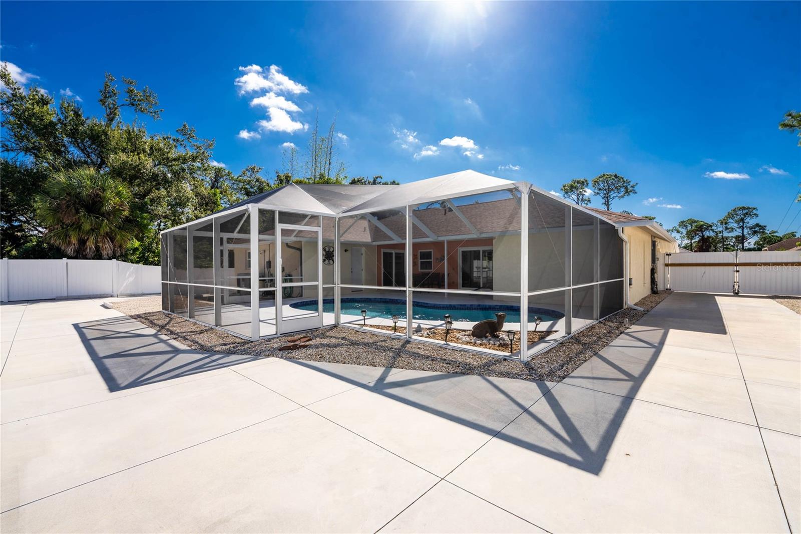 Image 42 of 62 For 1600 Thomas Street