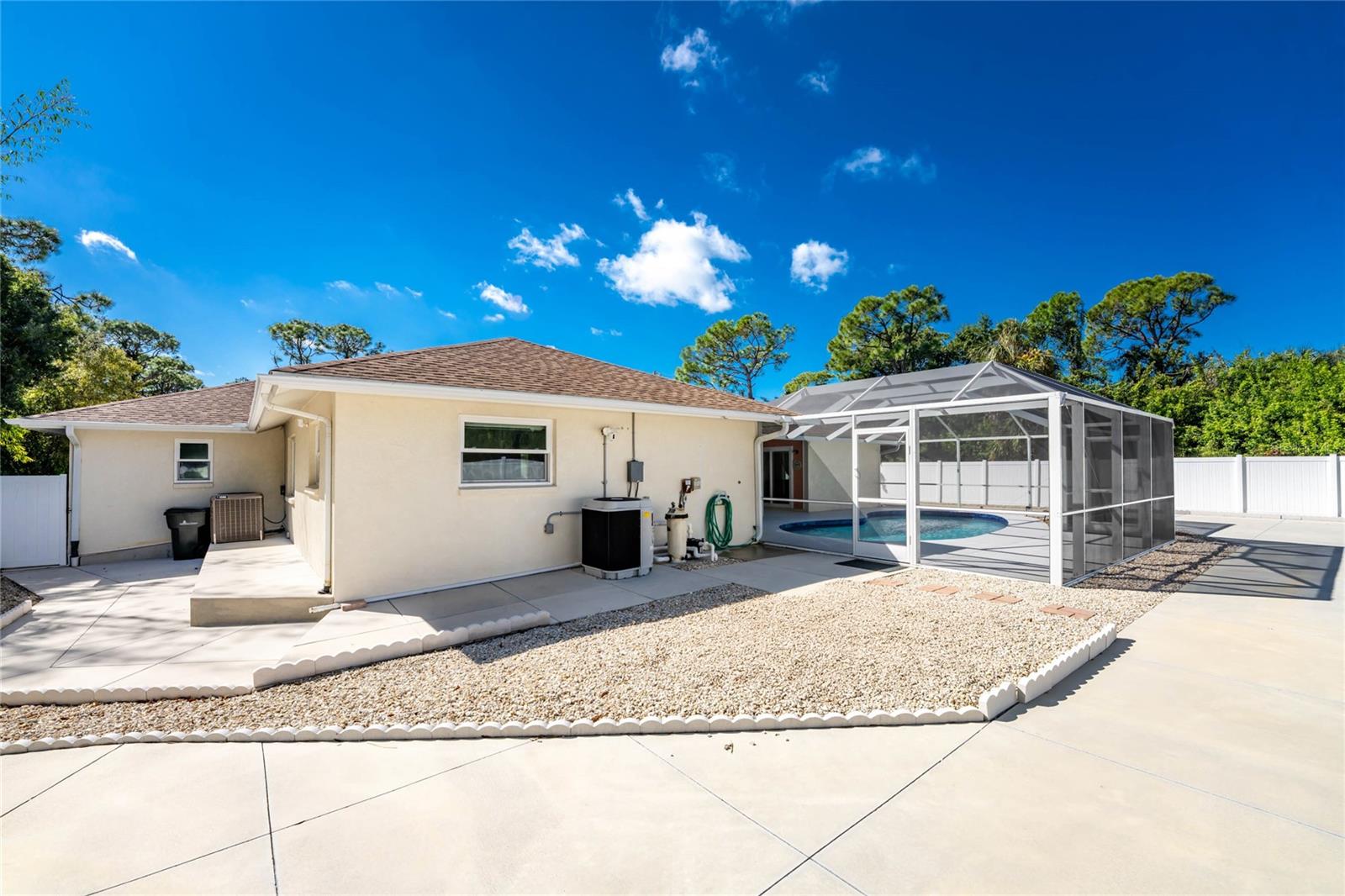 Image 43 of 62 For 1600 Thomas Street