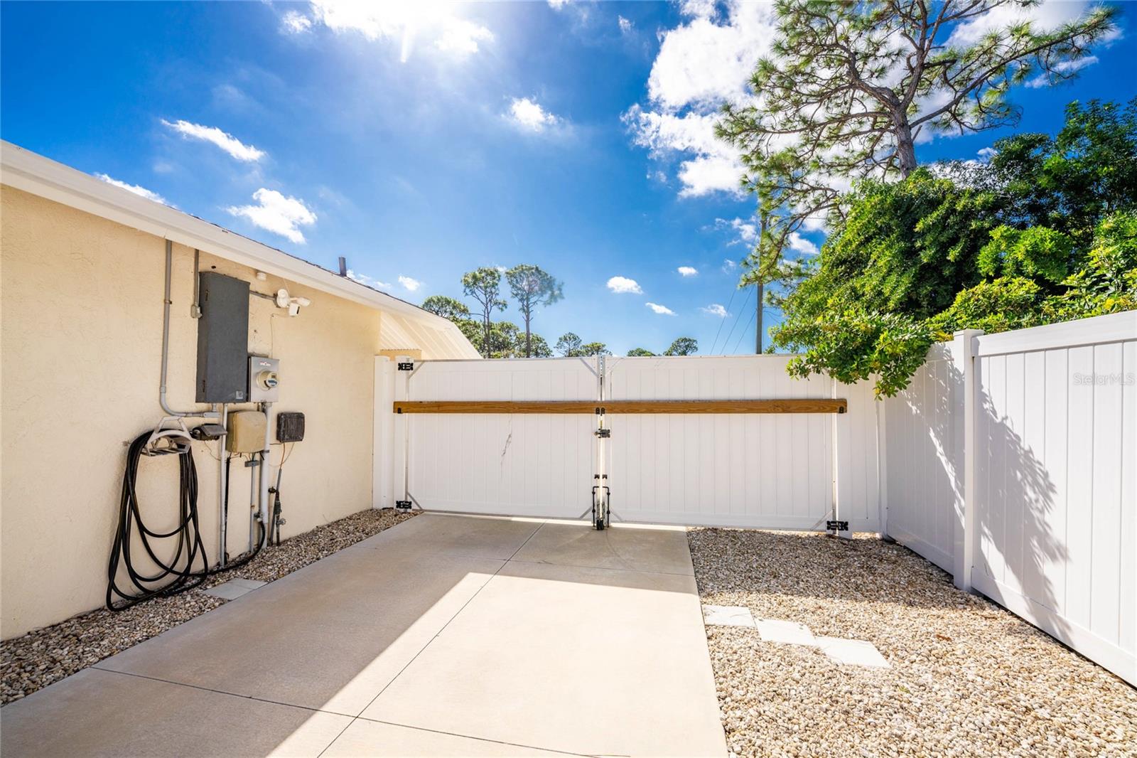 Image 48 of 62 For 1600 Thomas Street