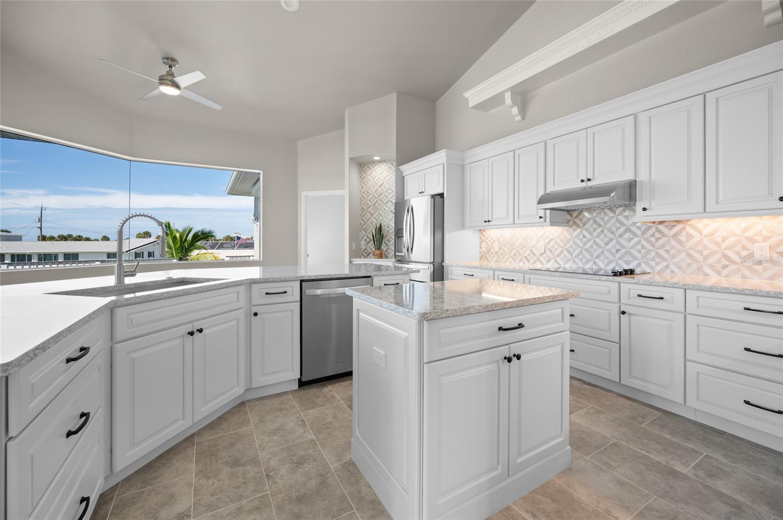 Image 15 of 52 For 1950 Arkansas Avenue