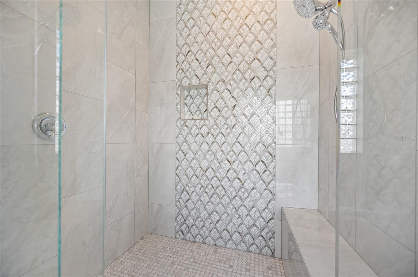 Image 25 of 52 For 1950 Arkansas Avenue