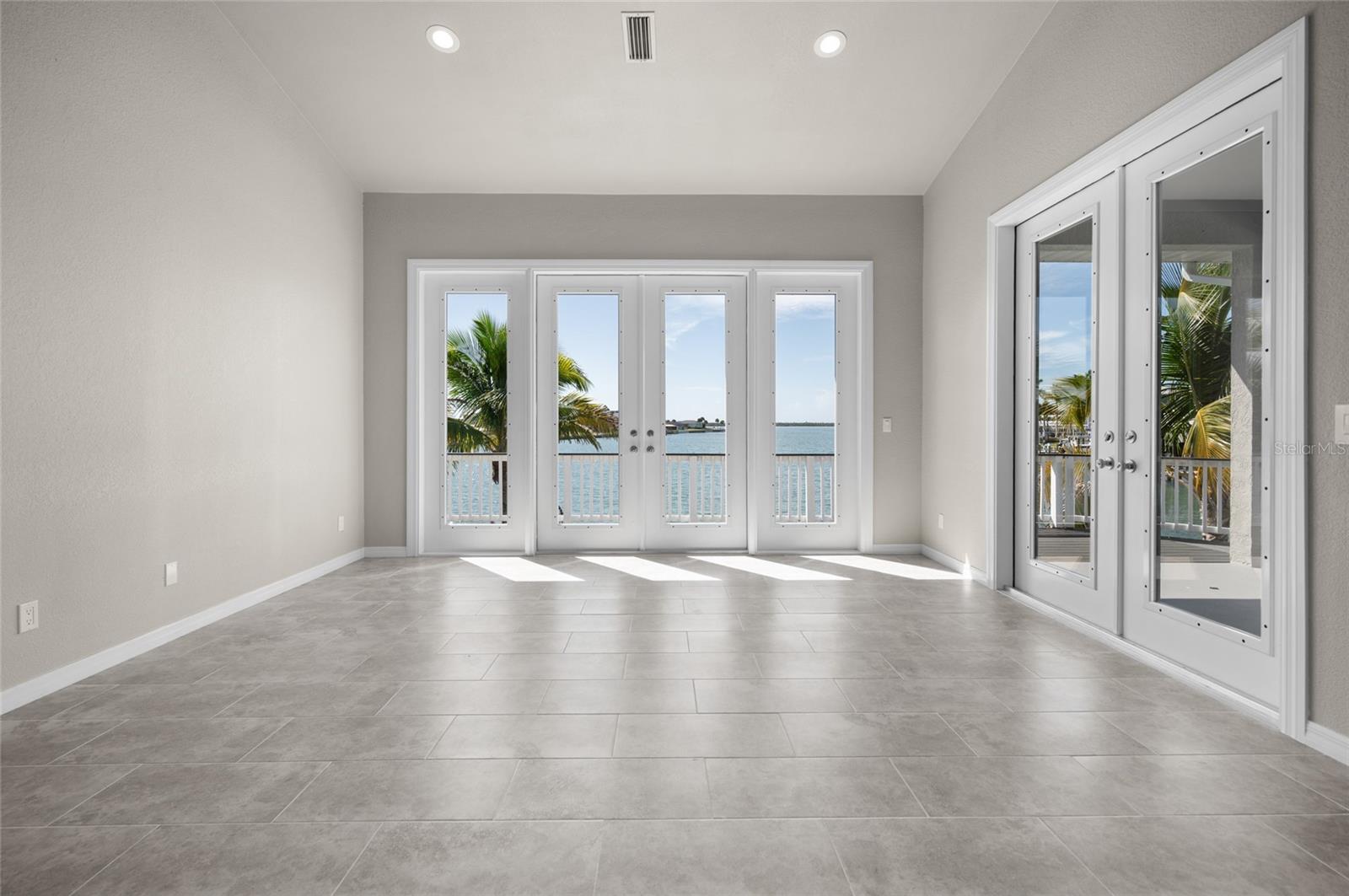 Image 8 of 52 For 1950 Arkansas Avenue