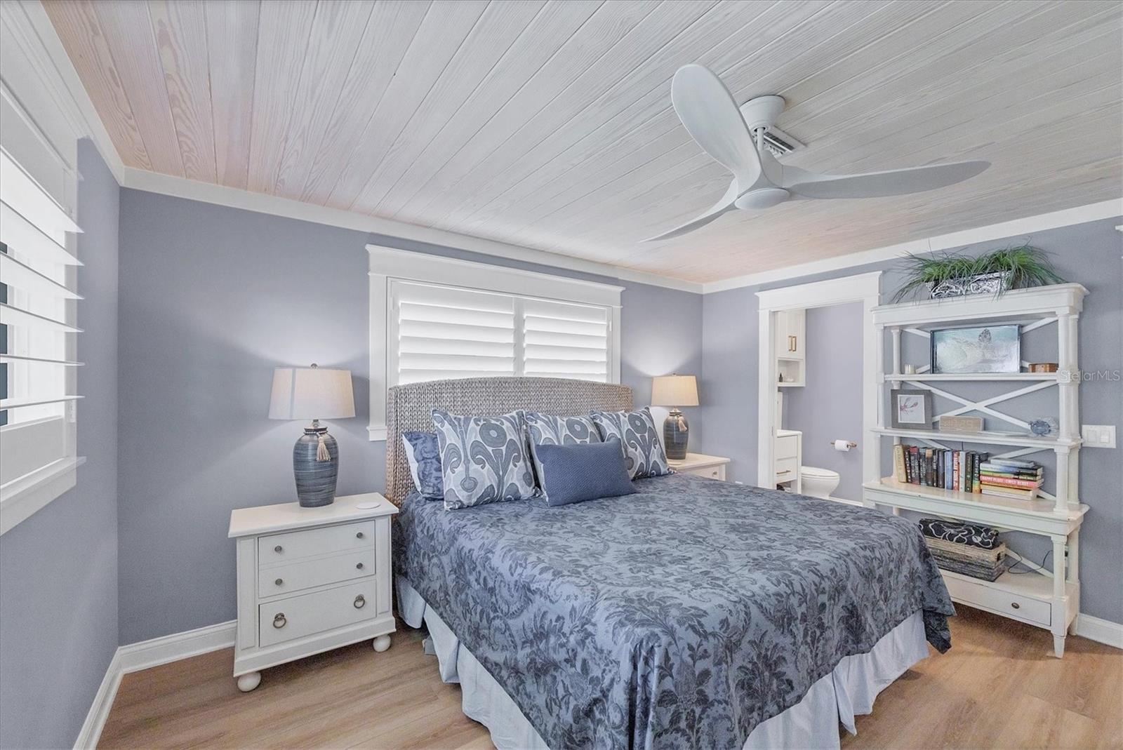 Image 21 of 54 For 391 Kettle Harbor Drive