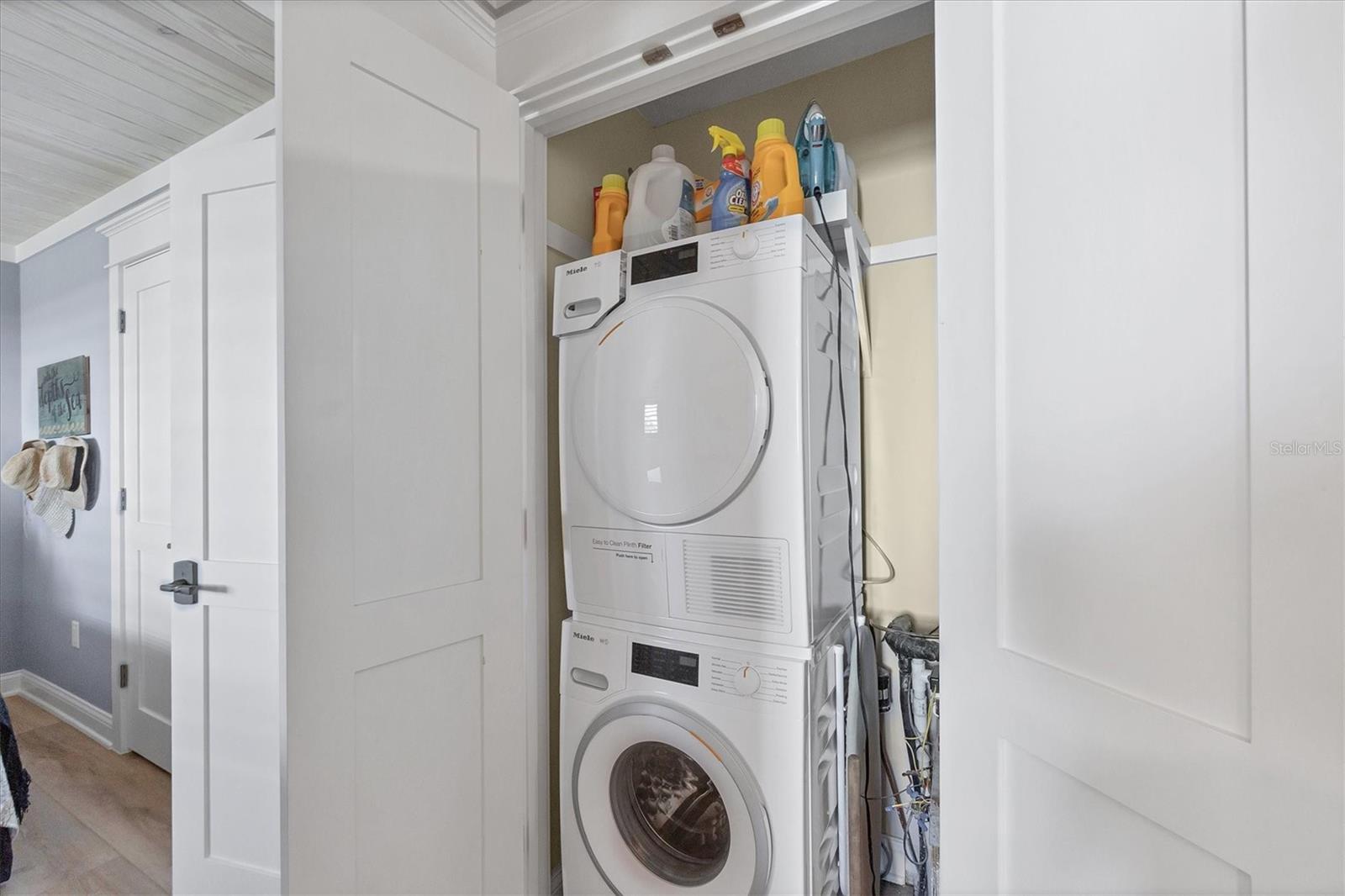 Image 28 of 54 For 391 Kettle Harbor Drive