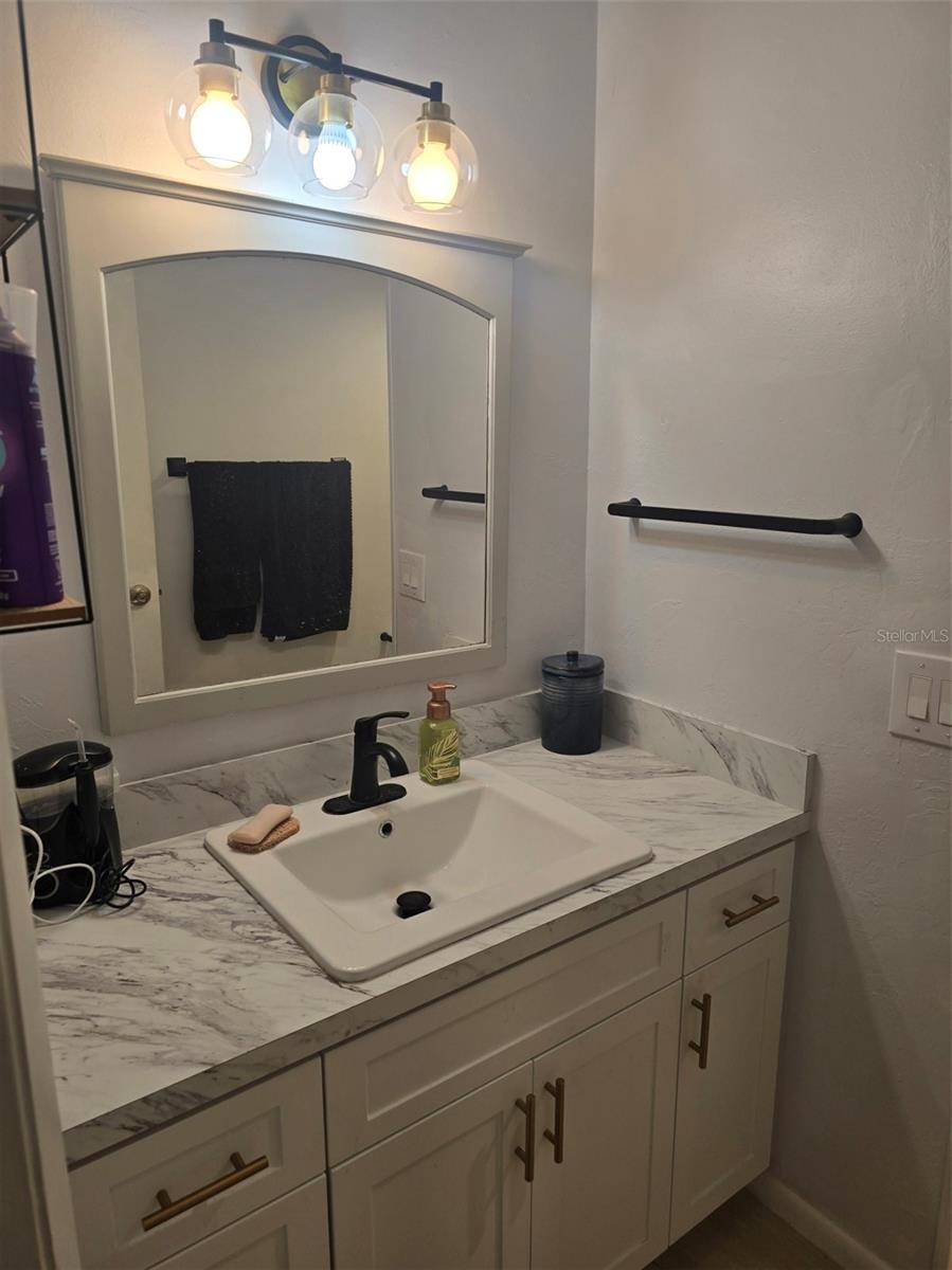 Image 27 of 44 For 6800 Placida Road 167