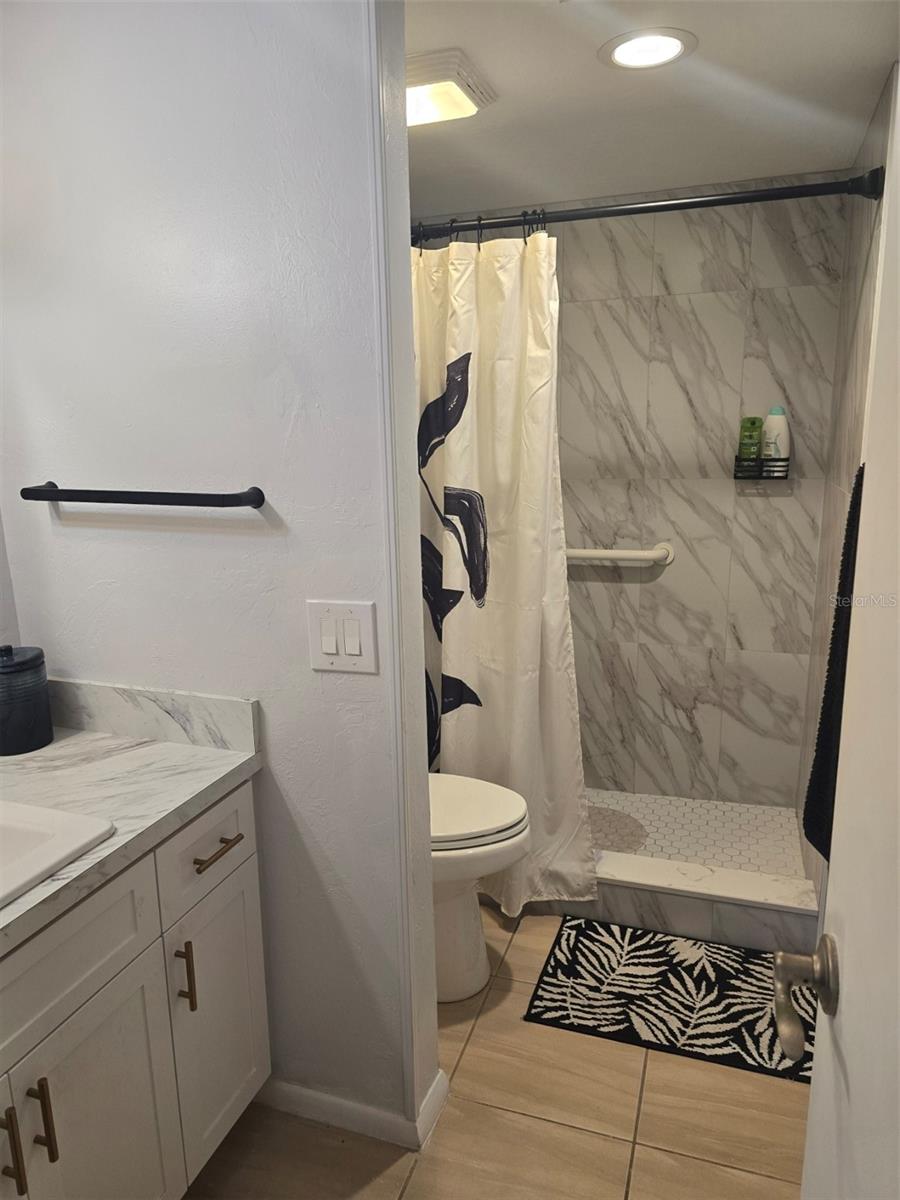 Image 28 of 44 For 6800 Placida Road 167