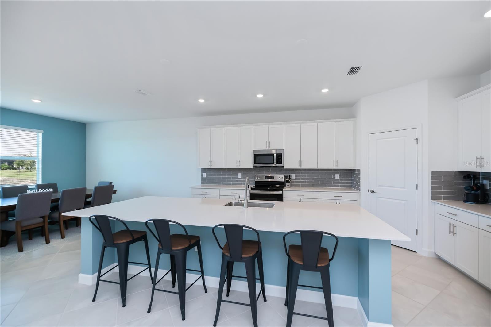 Image 13 of 61 For 8553 Saint Kitts Circle