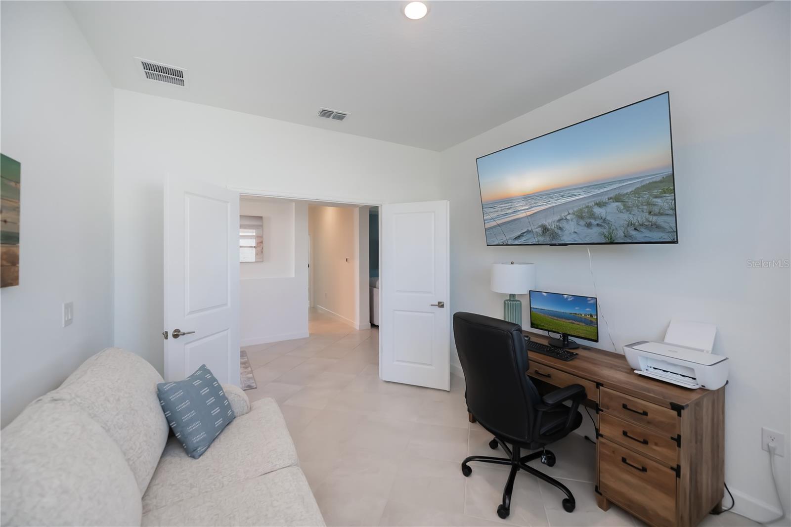 Image 46 of 61 For 8553 Saint Kitts Circle