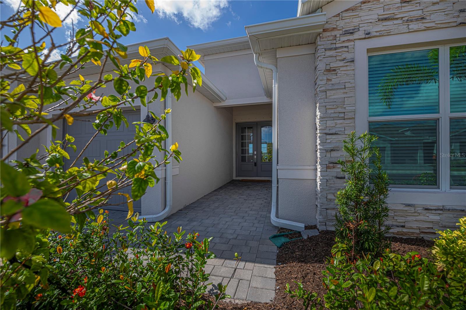 Image 5 of 61 For 8553 Saint Kitts Circle