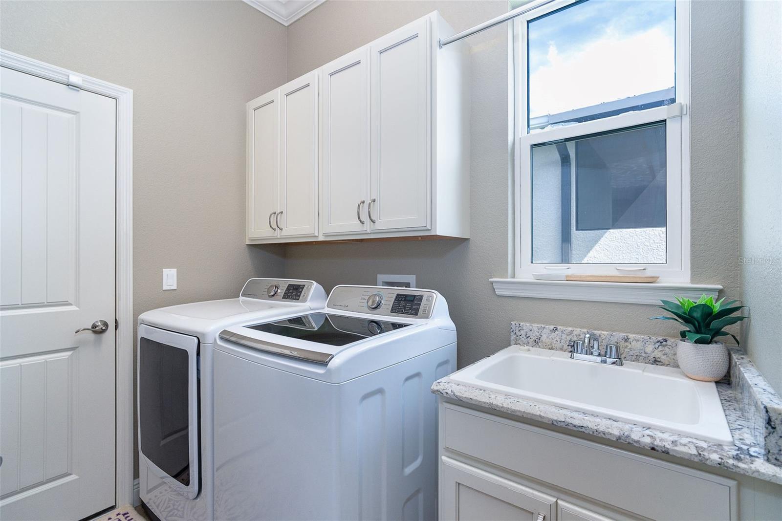 Image 46 of 61 For 10487 Coquina Court