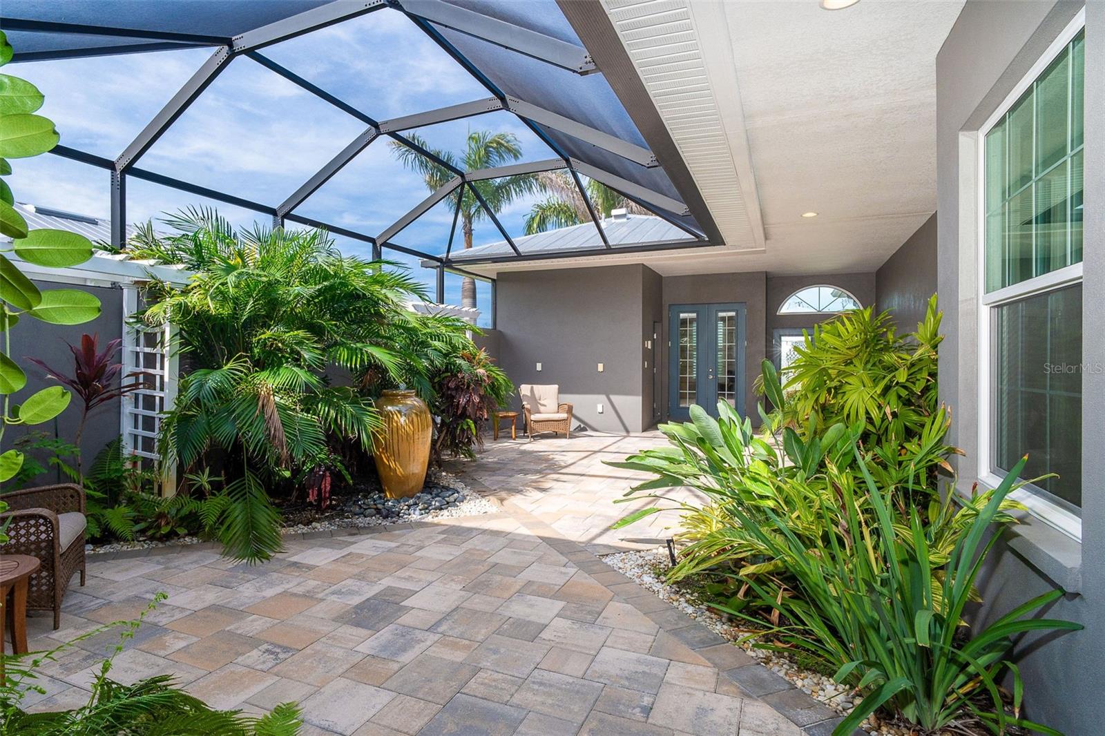 Image 5 of 61 For 10487 Coquina Court