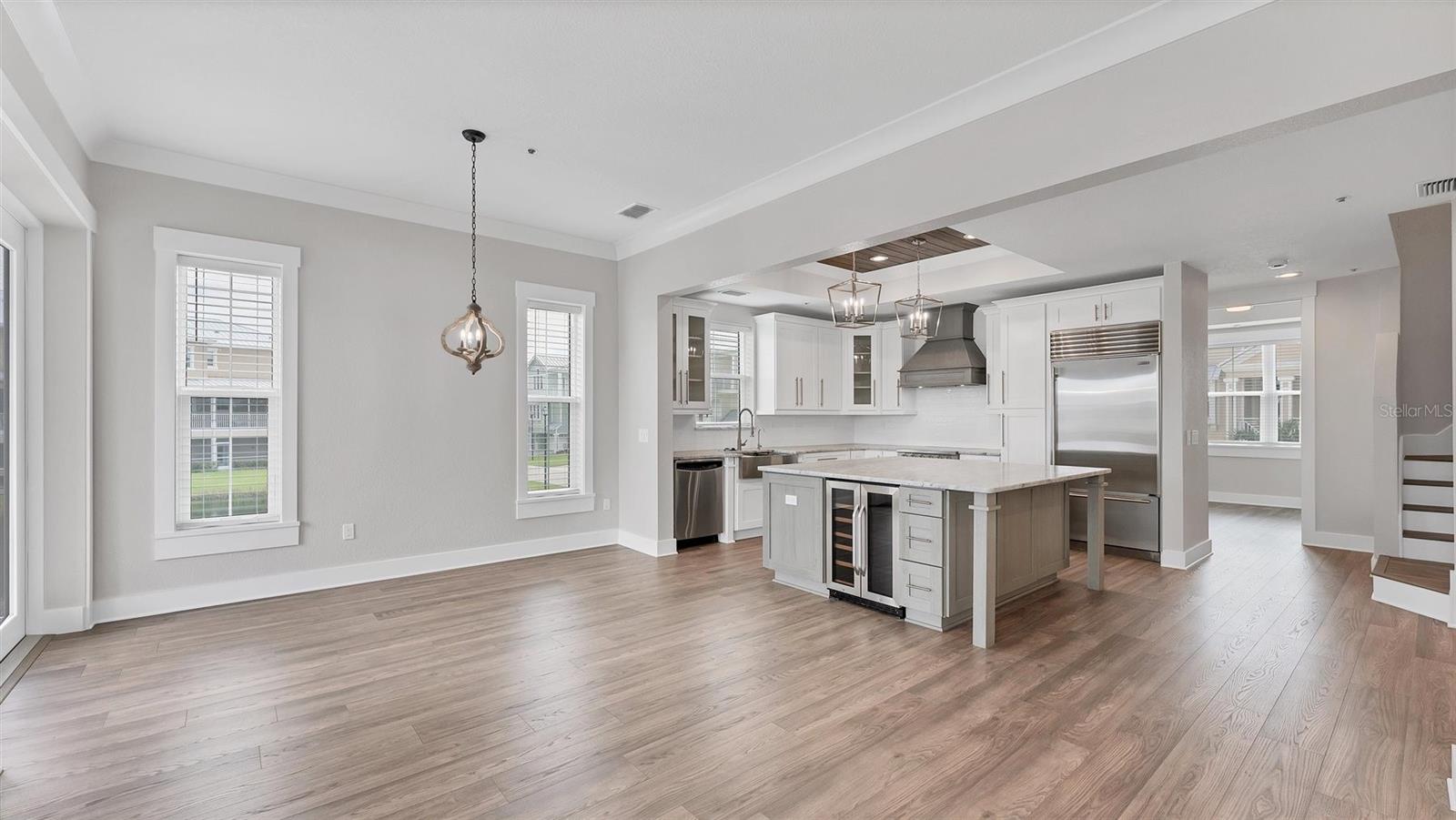 Image 14 of 75 For 10395 Longshore Road 33