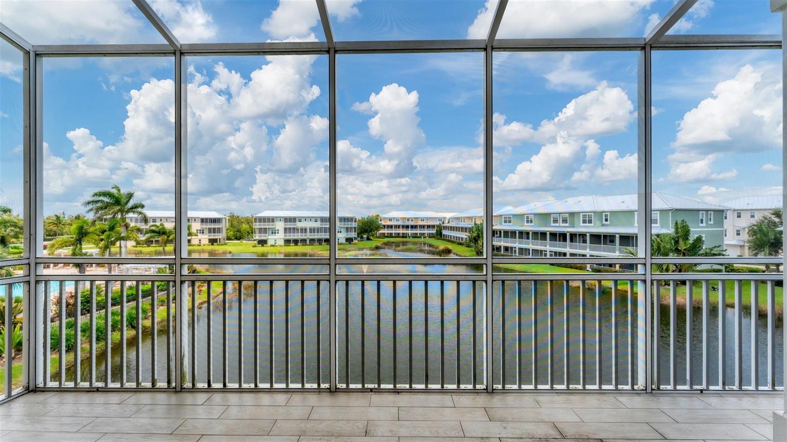 Image 41 of 75 For 10395 Longshore Road 33