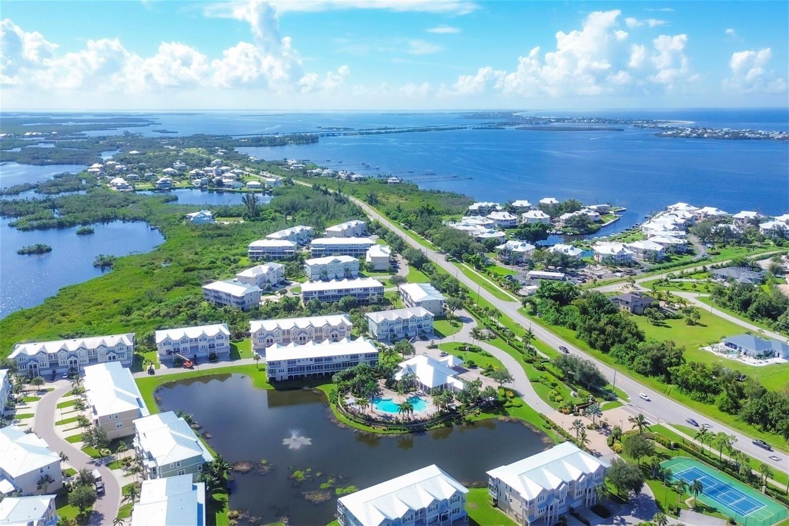 Image 56 of 75 For 10395 Longshore Road 33