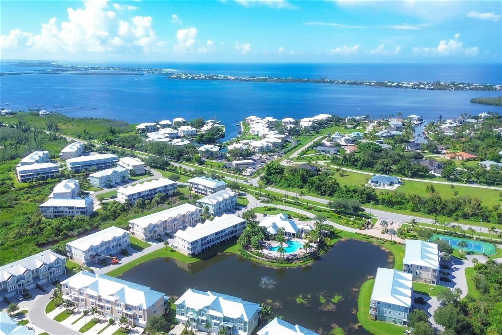 Image 57 of 75 For 10395 Longshore Road 33