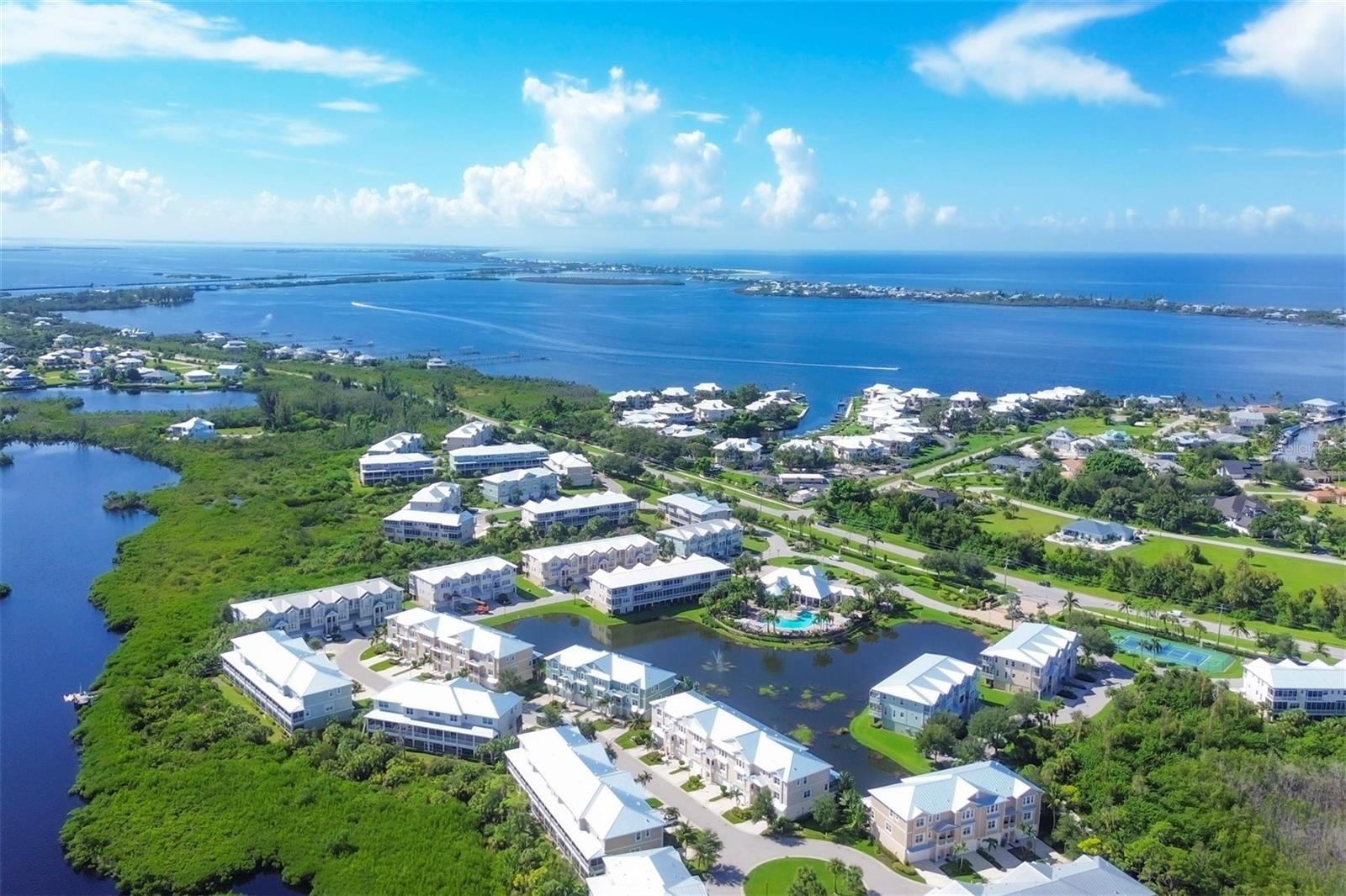 Image 58 of 75 For 10395 Longshore Road 33