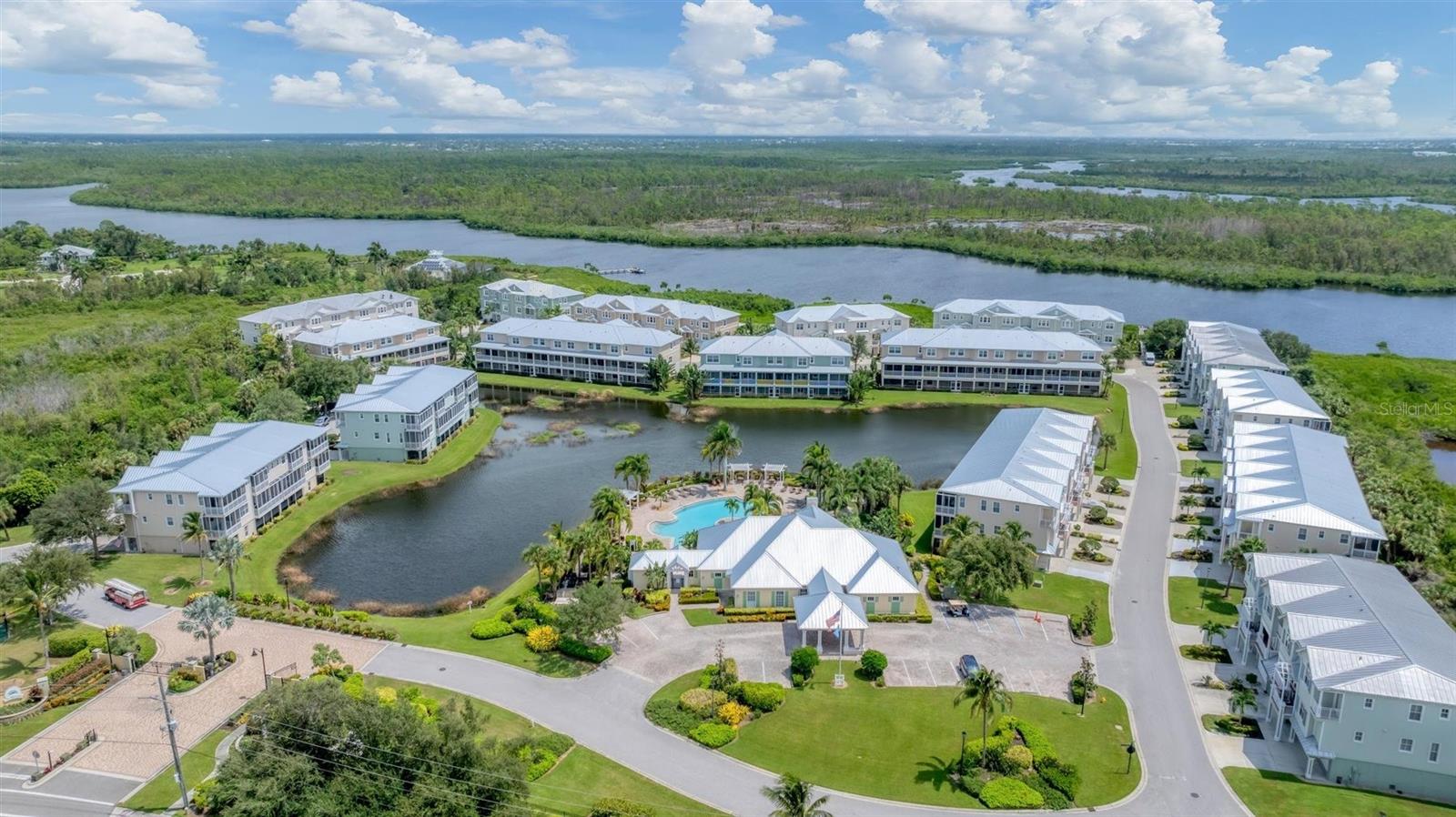 Image 62 of 75 For 10395 Longshore Road 33