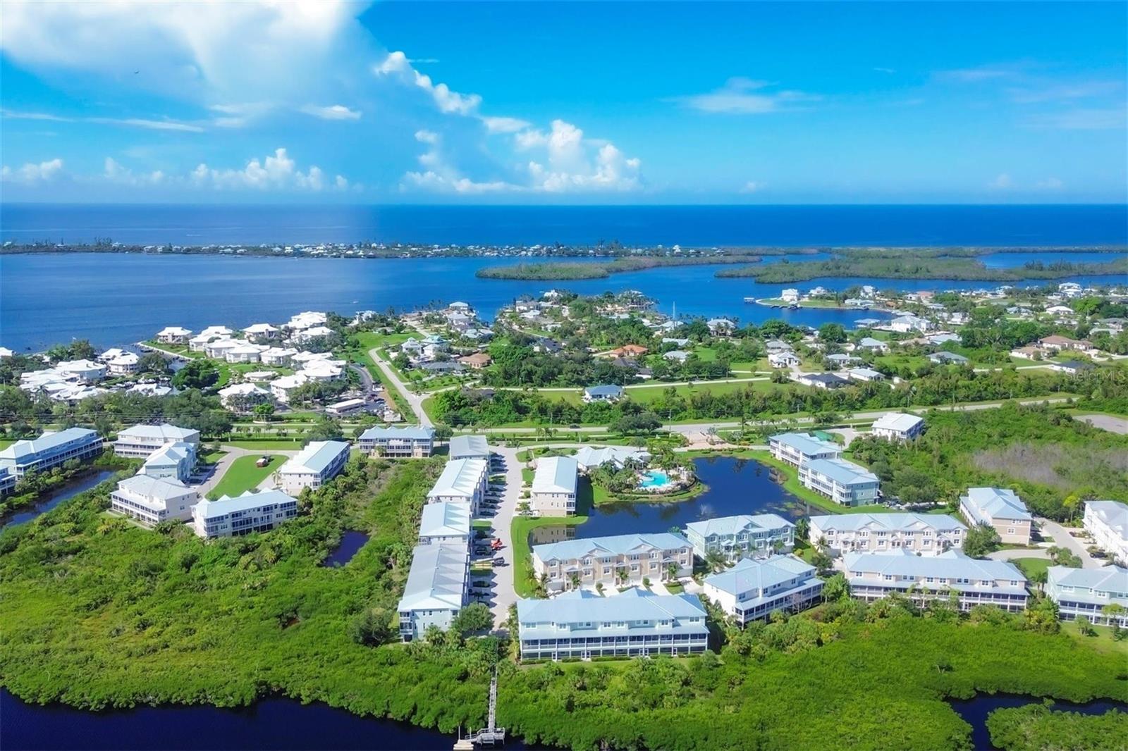 Image 65 of 75 For 10395 Longshore Road 33