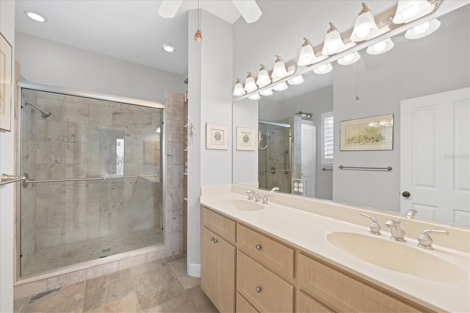 Image 21 of 39 For 430 Gulf Boulevard