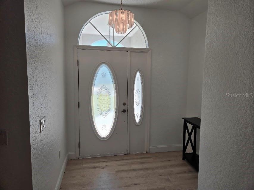 Image 14 of 37 For 2583 Oberon Road