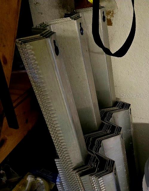 Image 24 of 37 For 2583 Oberon Road