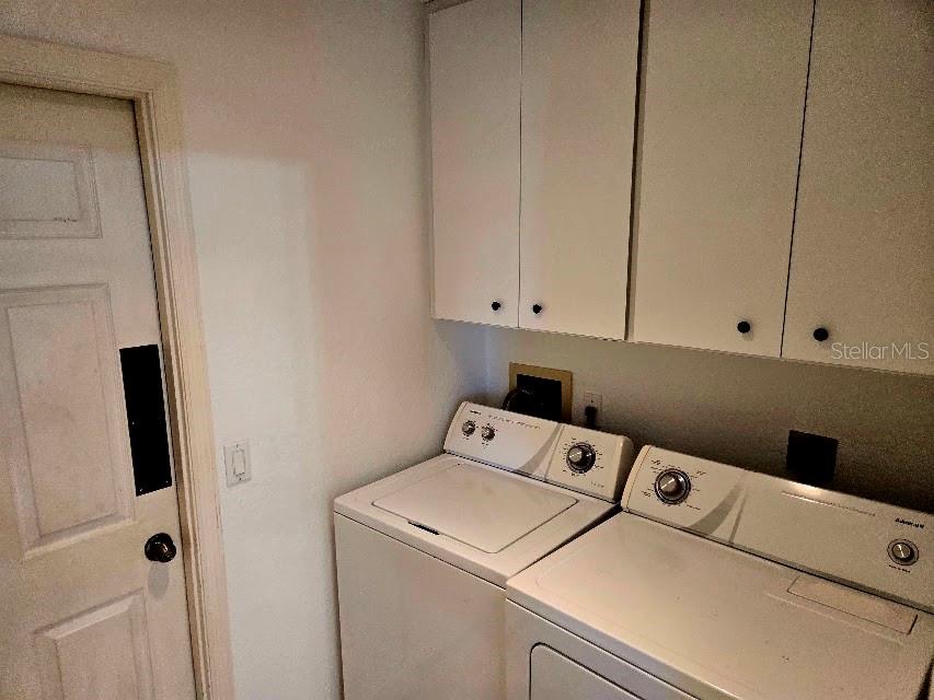 Image 30 of 37 For 2583 Oberon Road