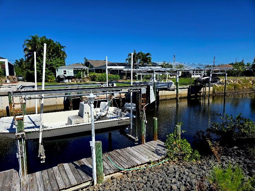 Image 4 of 37 For 2583 Oberon Road