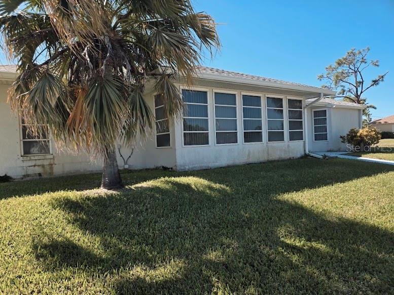 Image 9 of 37 For 2583 Oberon Road