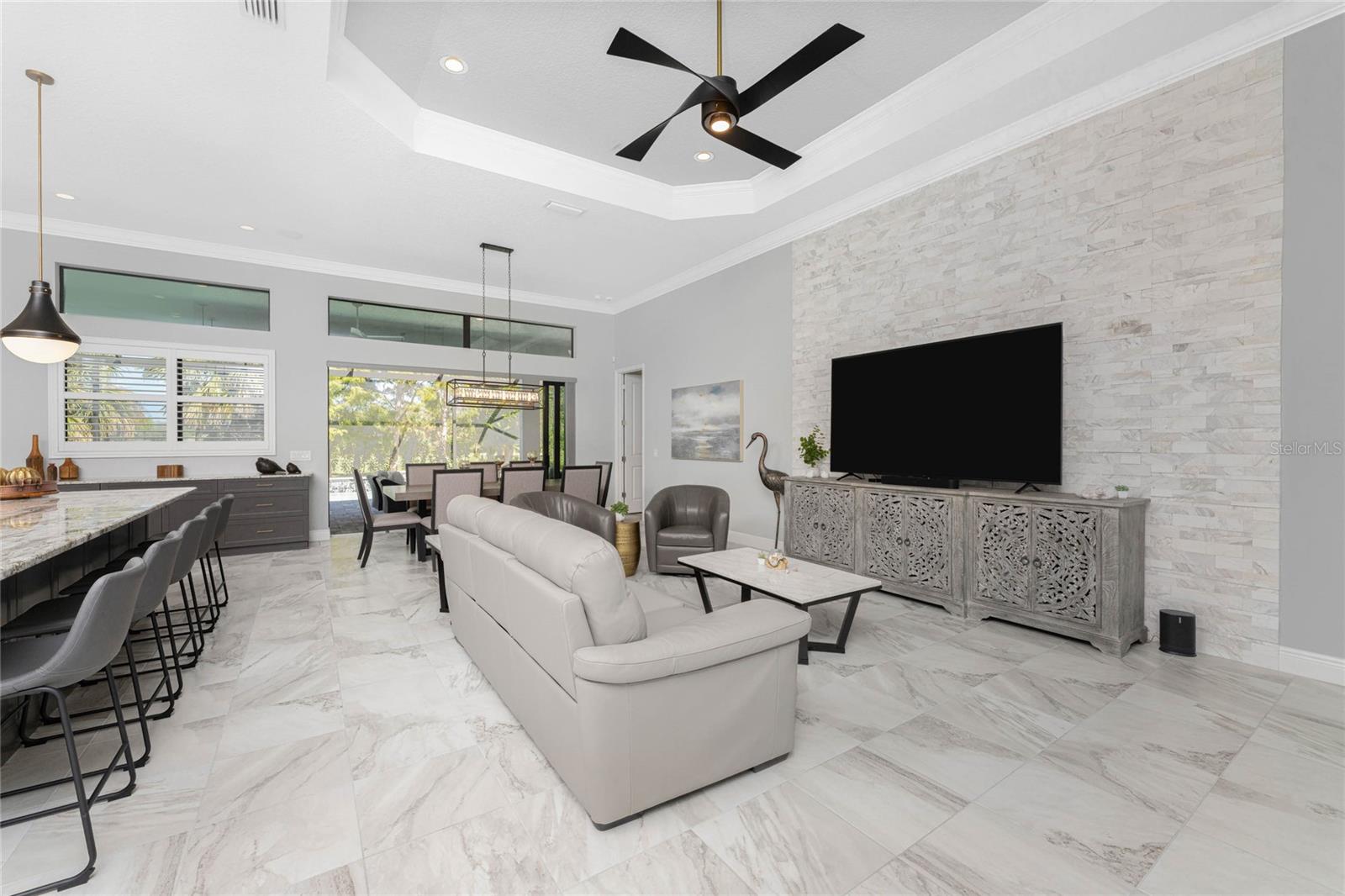 Image 13 of 96 For 10628 Nicklaus Court