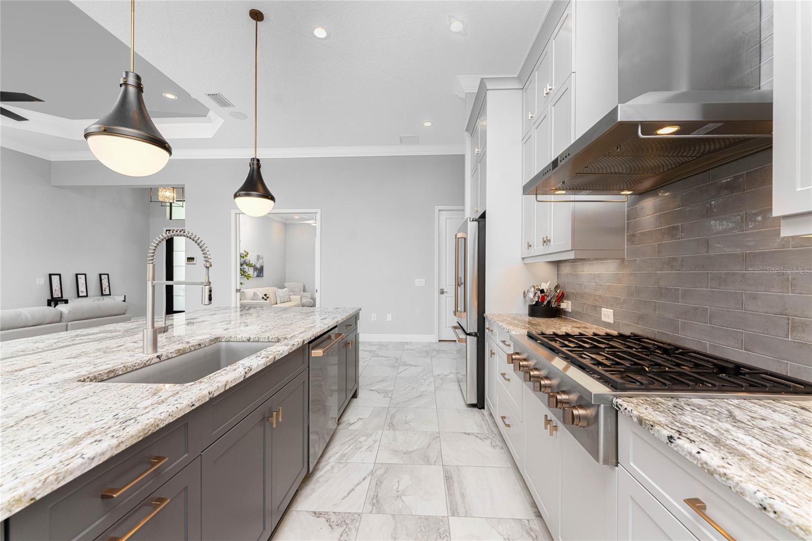 Image 22 of 96 For 10628 Nicklaus Court