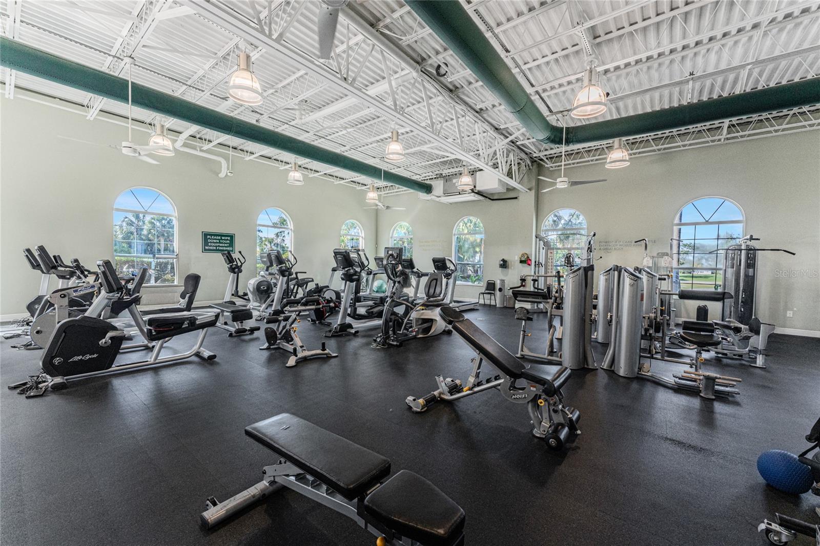 Image 87 of 96 For 10628 Nicklaus Court