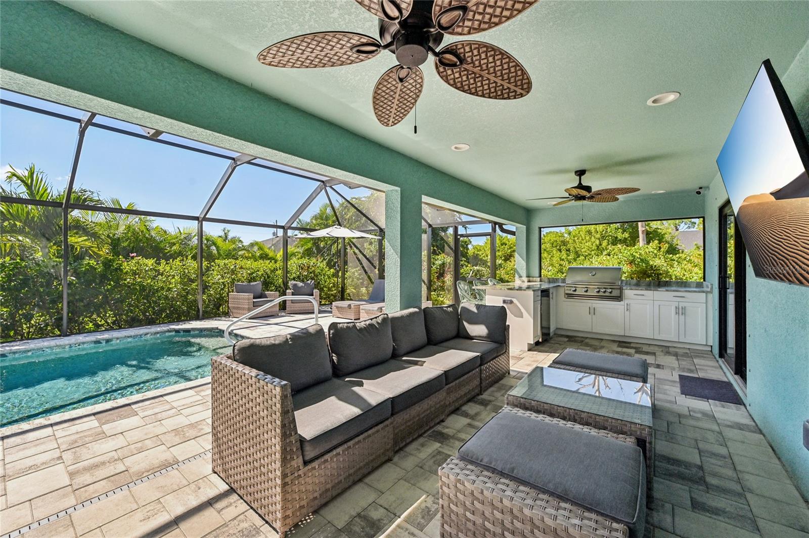 Image 37 of 57 For 525 Sunset Road N