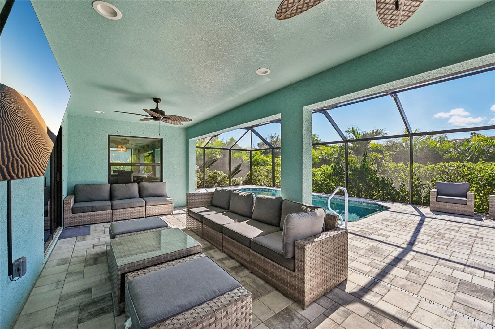 Image 40 of 57 For 525 Sunset Road N