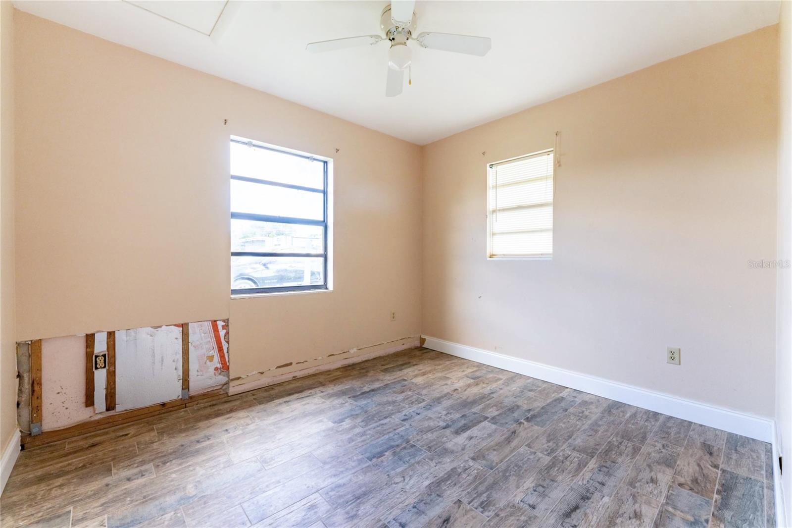 Image 16 of 52 For 8409 Roosevelt Street