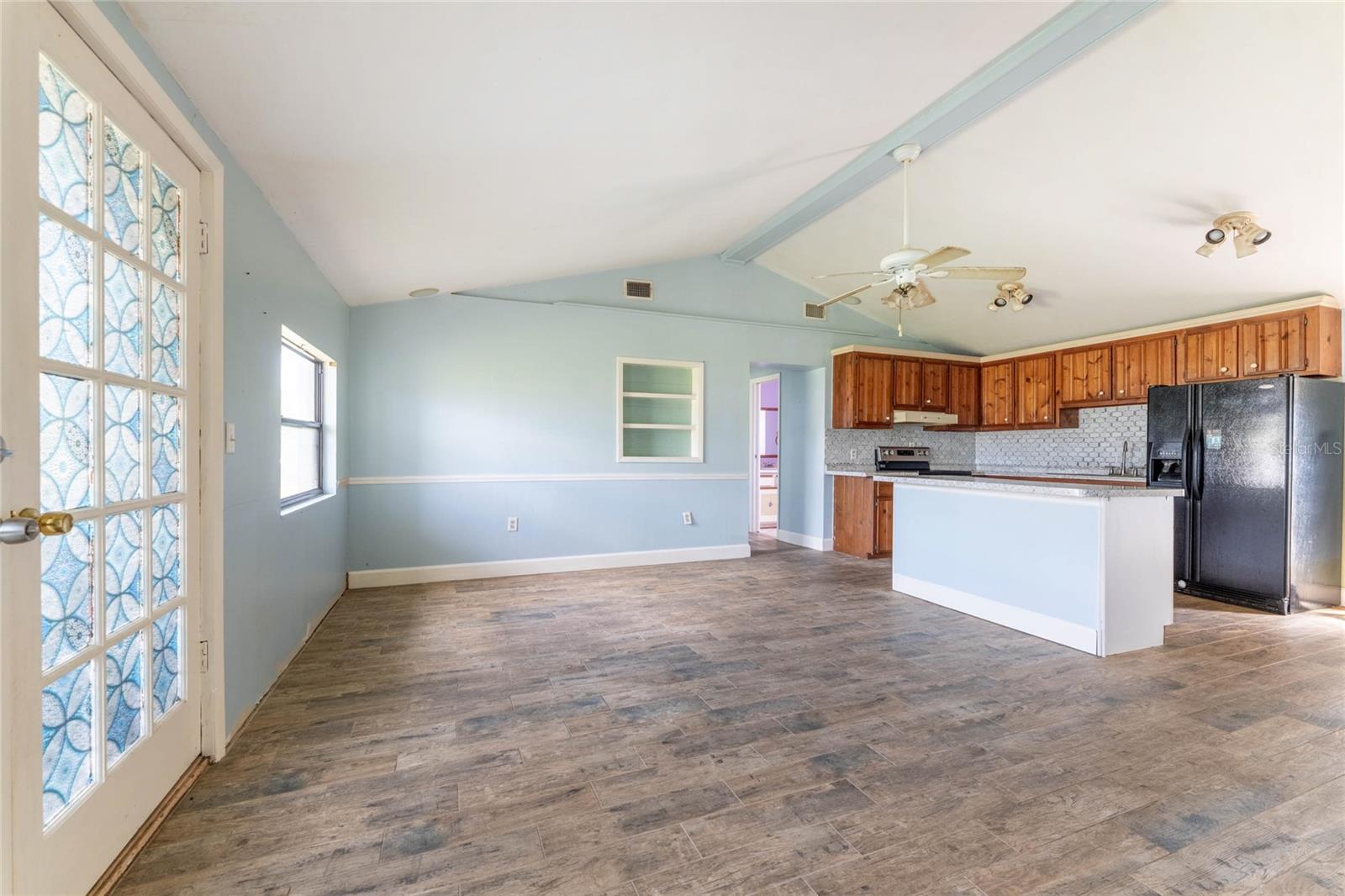 Image 33 of 52 For 8409 Roosevelt Street