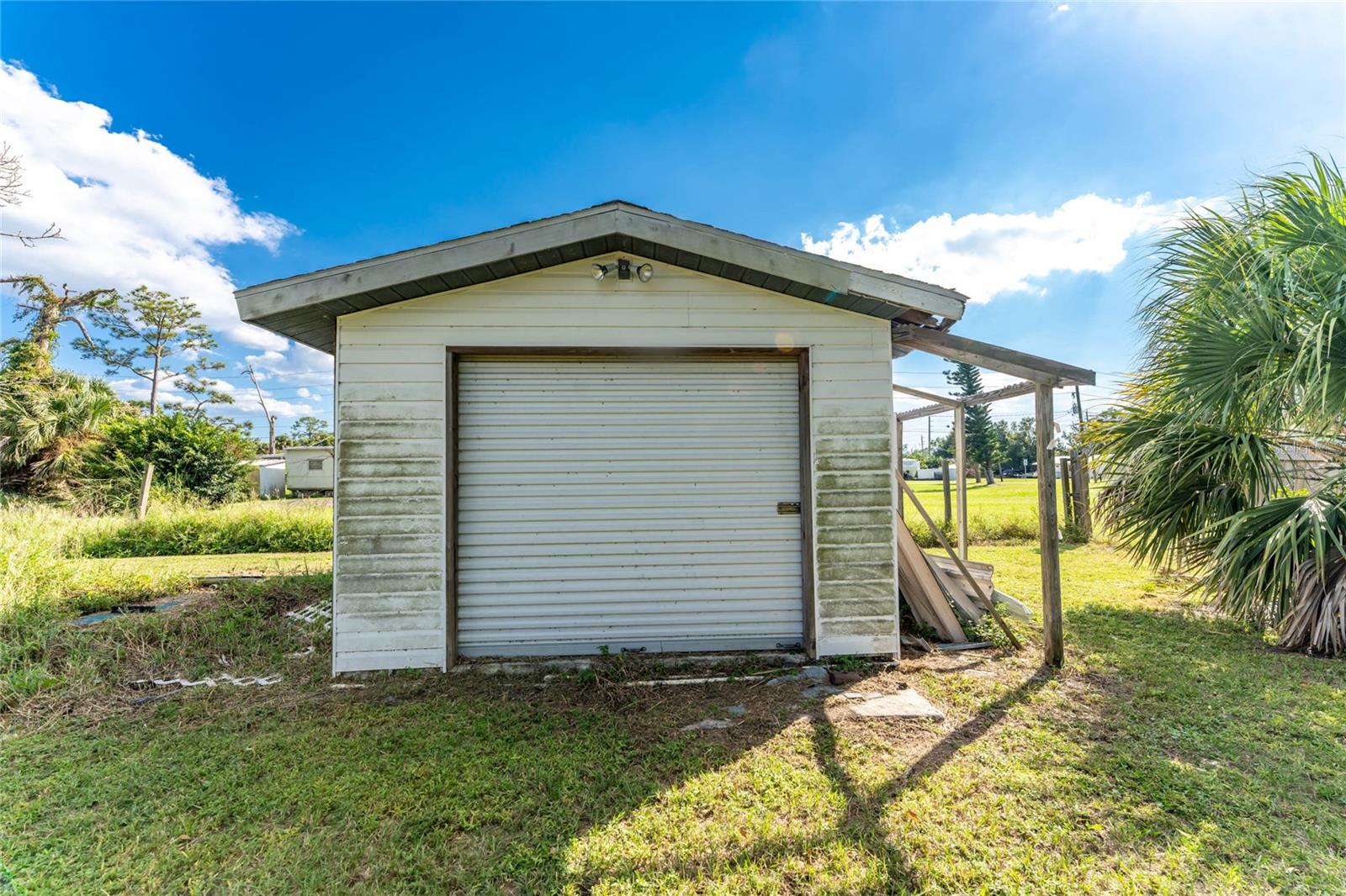 Image 39 of 52 For 8409 Roosevelt Street