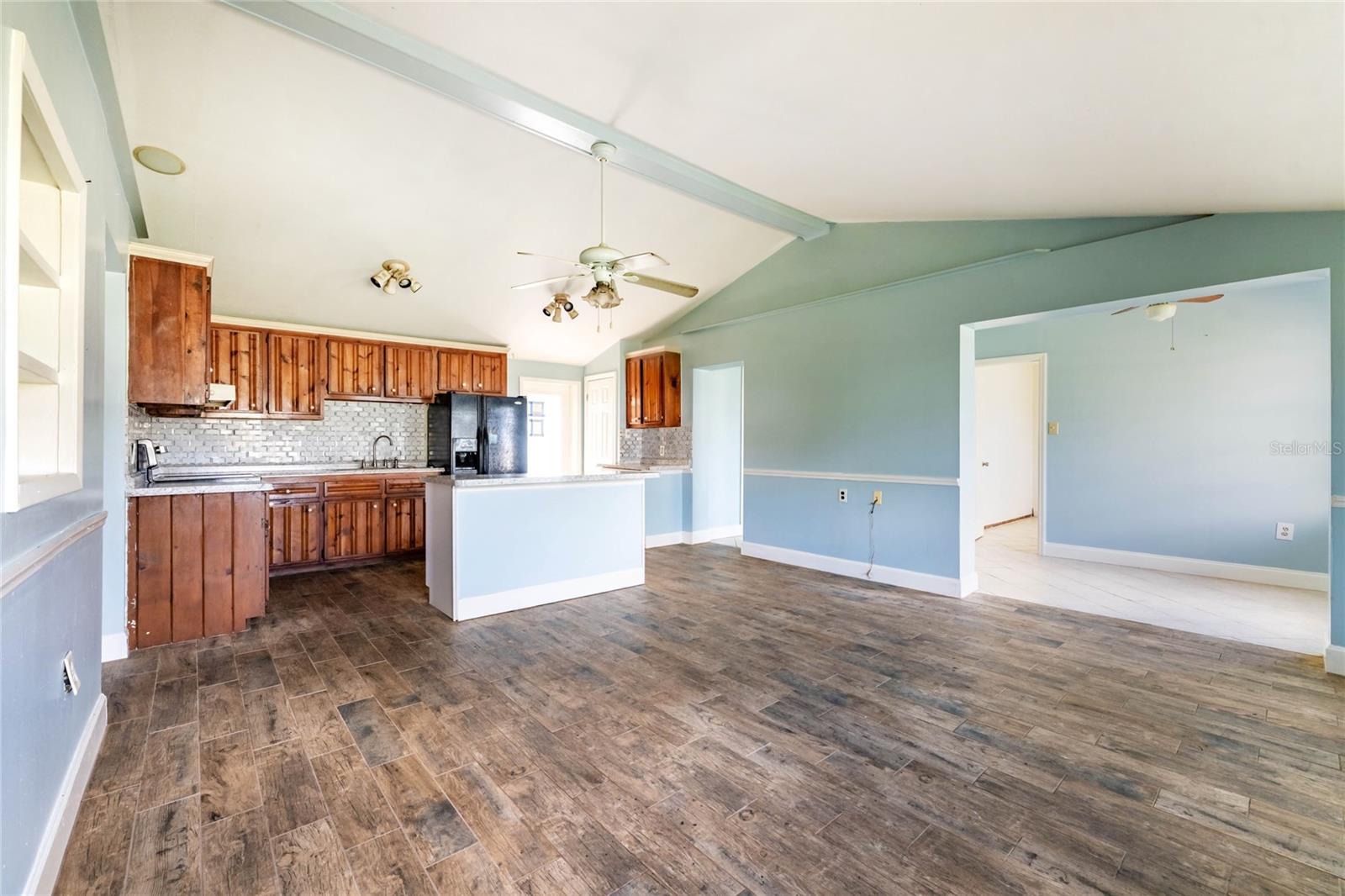 Image 6 of 52 For 8409 Roosevelt Street