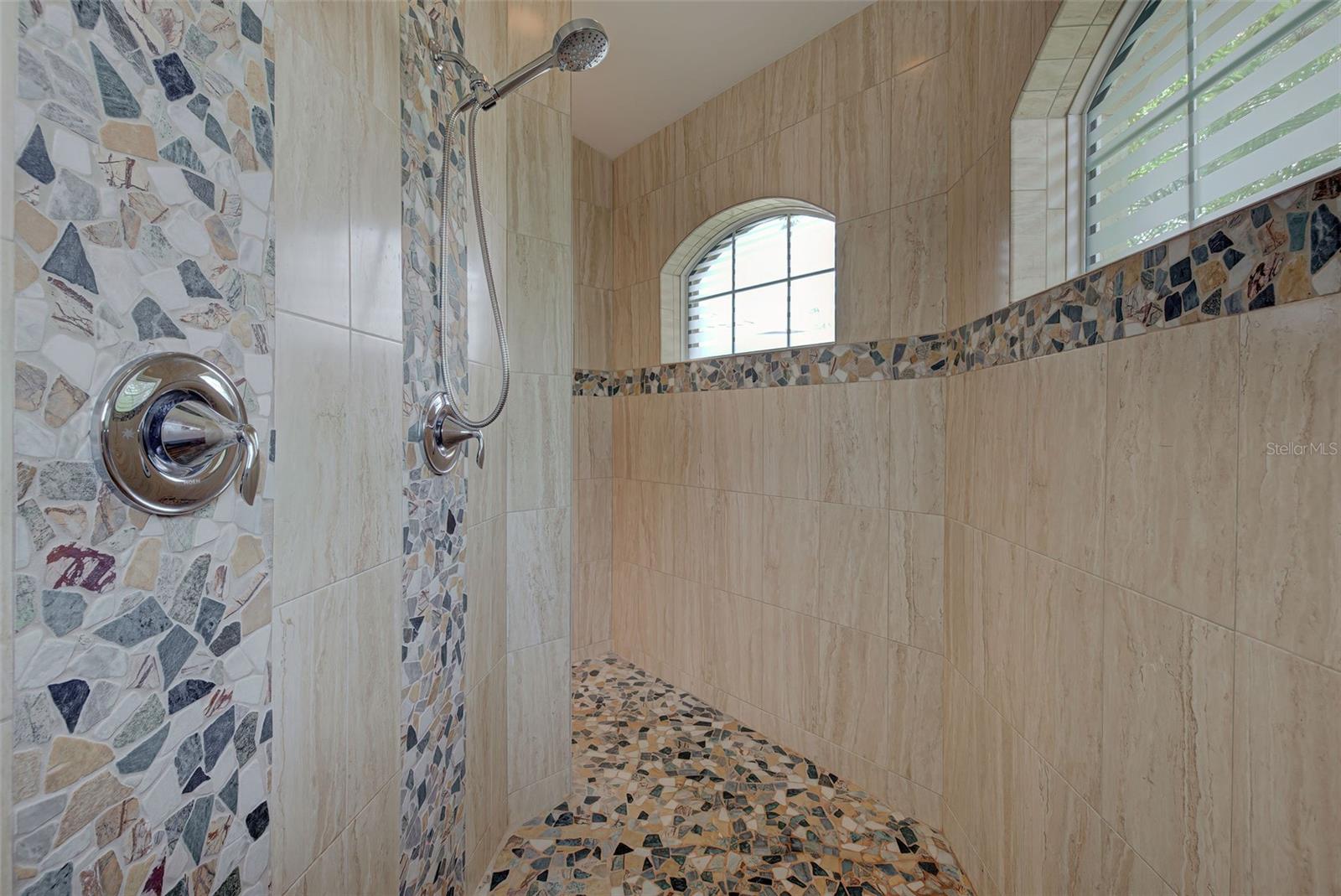 Image 21 of 26 For 29 Clubhouse Place