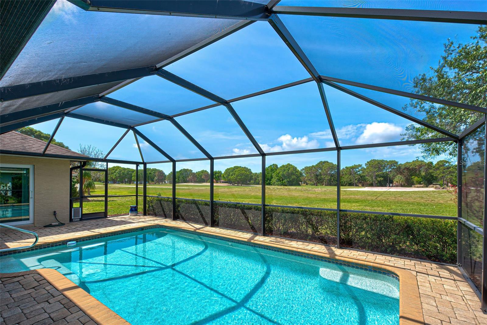 Image 4 of 26 For 29 Clubhouse Place