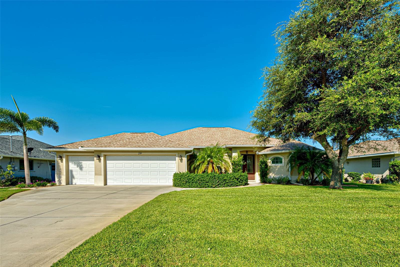 Image 6 of 26 For 29 Clubhouse Place