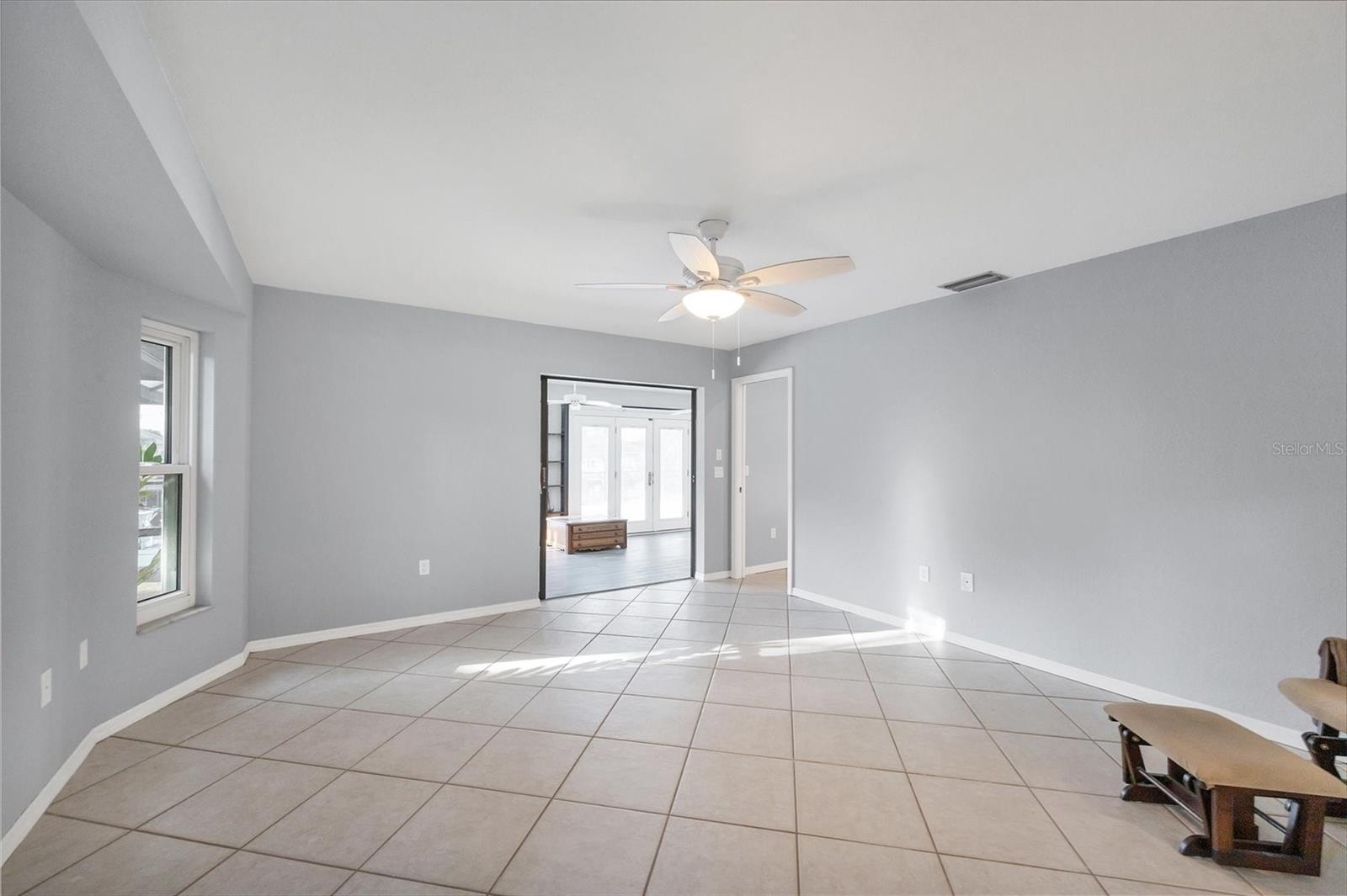 Image 23 of 45 For 12411 Cole Avenue