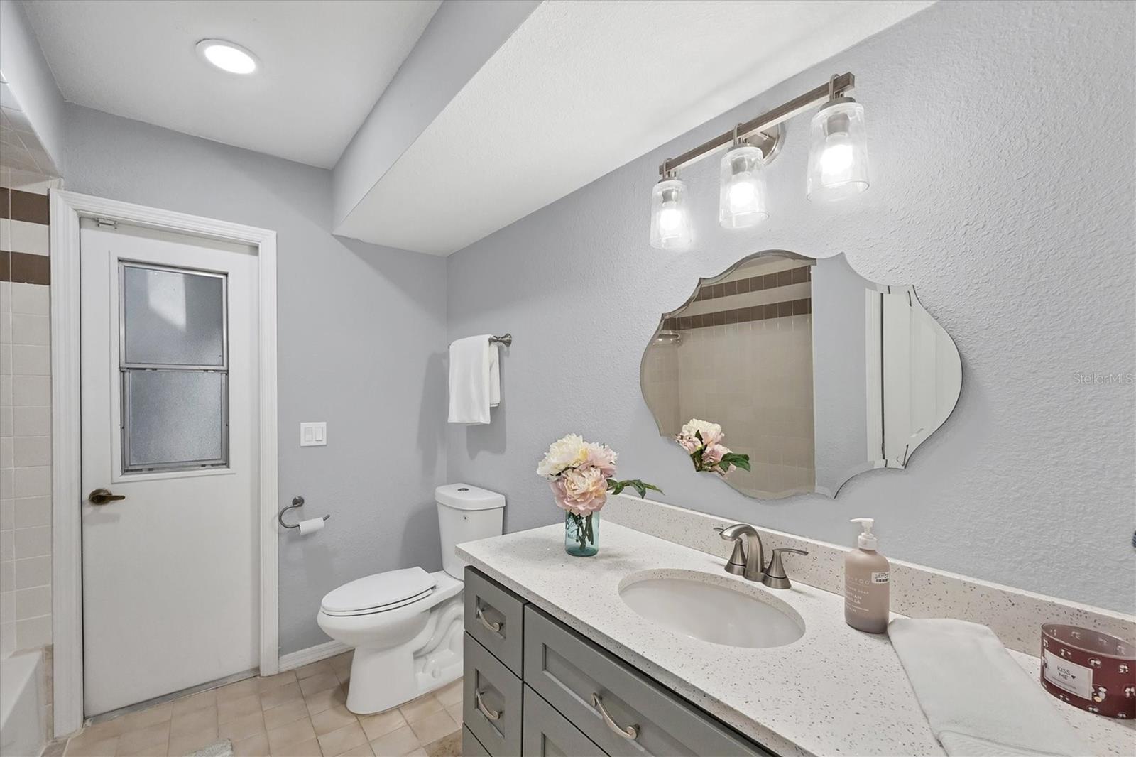 Image 28 of 45 For 12411 Cole Avenue