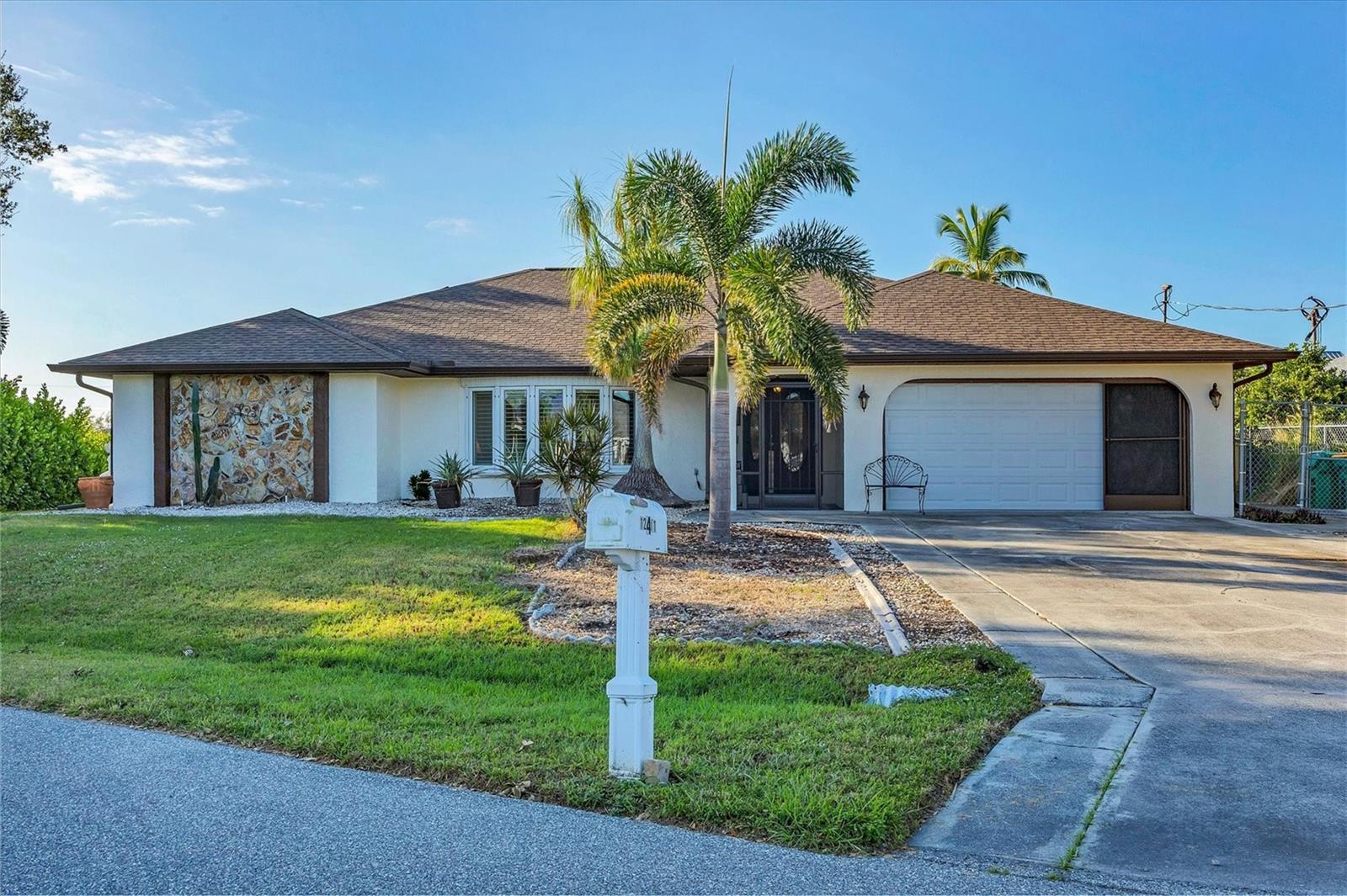 Image 6 of 45 For 12411 Cole Avenue